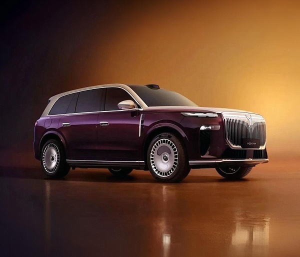 В 2026 ГОДУ VOYAH ПРИВЕЗЕТ В РОССИЮ ДВА РОСКОШНЫХ АВТОМОБИЛЯ